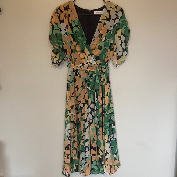 Liz Claiborne Dresses & Skirts - Liz Claiborne MIDI Floral Tye dress, green peach white hint of yellow, SZ 8. EC